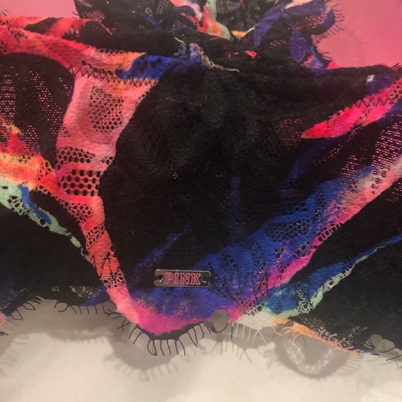 Victoria's Secret push-up bra - Picture 3 of 4